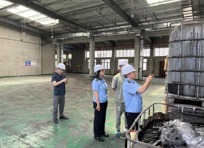 遵义市生态环境局开展重点危险废物经营单位检查工作